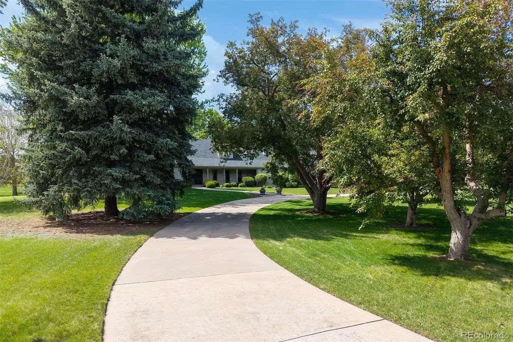 3 Tamarac Lane Englewood CO 80113