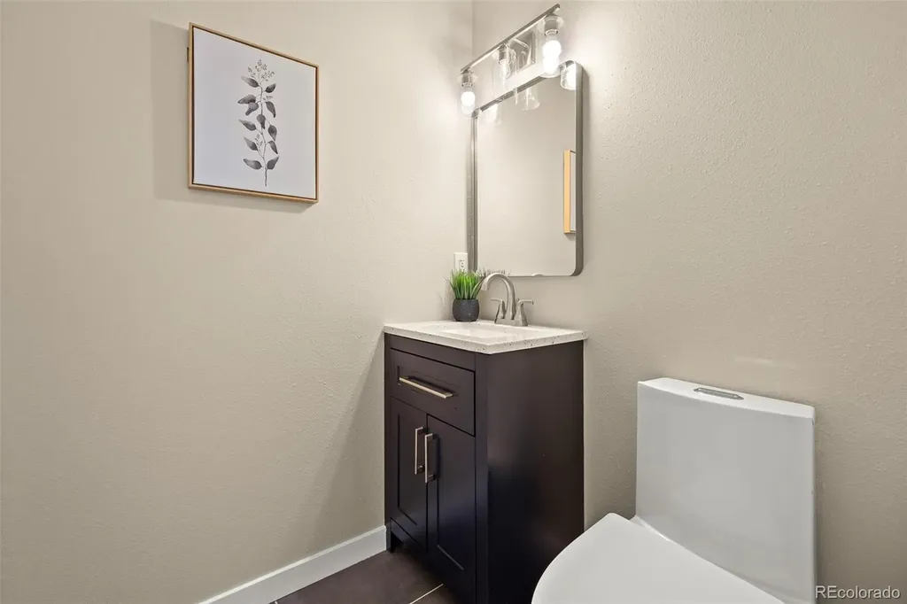 1464 Cherrywood Way Longmont CO 80504
