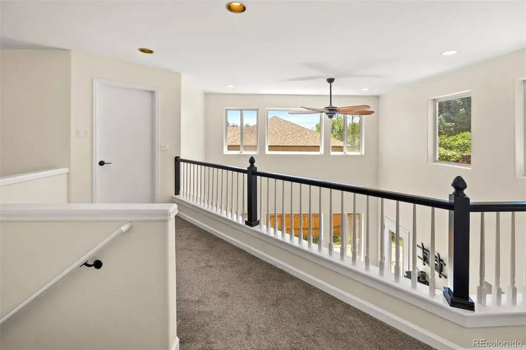 1464 Cherrywood Way Longmont CO 80504