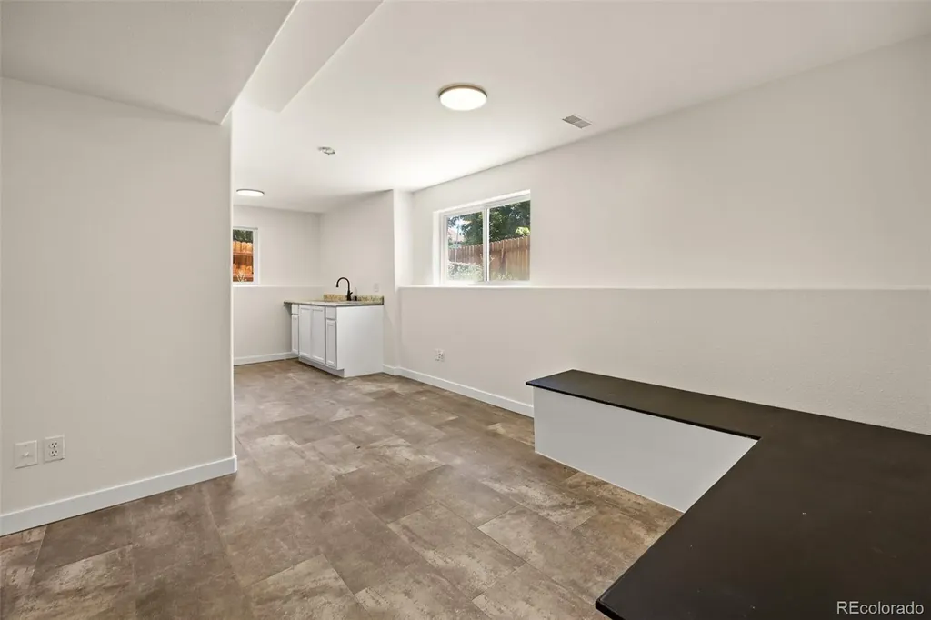 1464 Cherrywood Way Longmont CO 80504