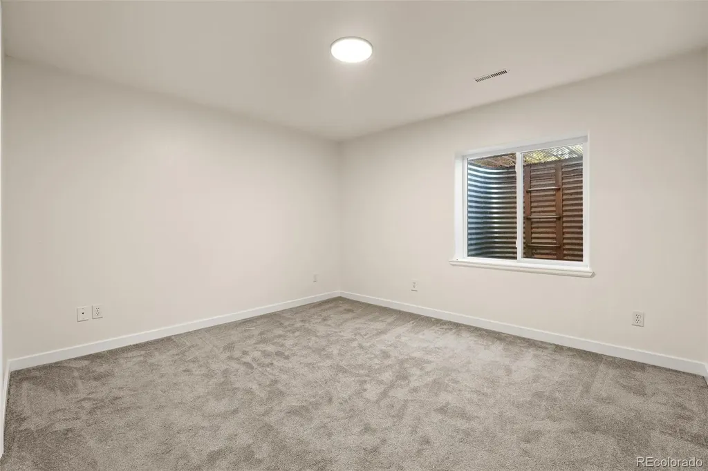 1464 Cherrywood Way Longmont CO 80504