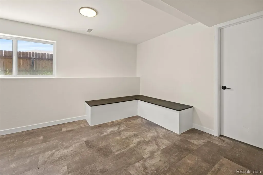 1464 Cherrywood Way Longmont CO 80504