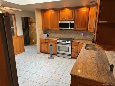 1422 I Street Salida CO 81201