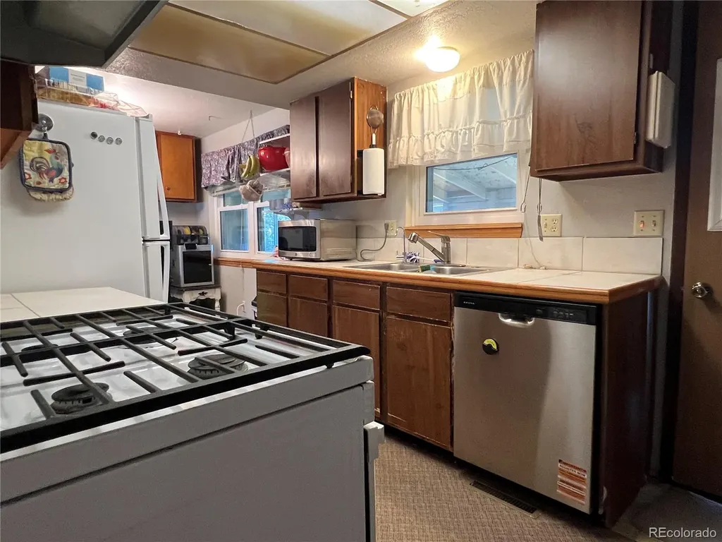 838 O Avenue Limon CO 80828