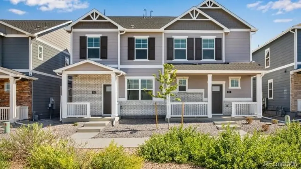 949 Red Star Lane Johnstown CO 80534