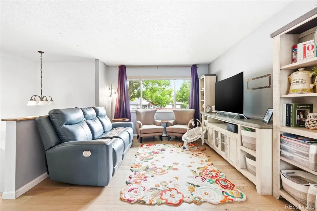 118 S 6th Street La Salle CO 80645