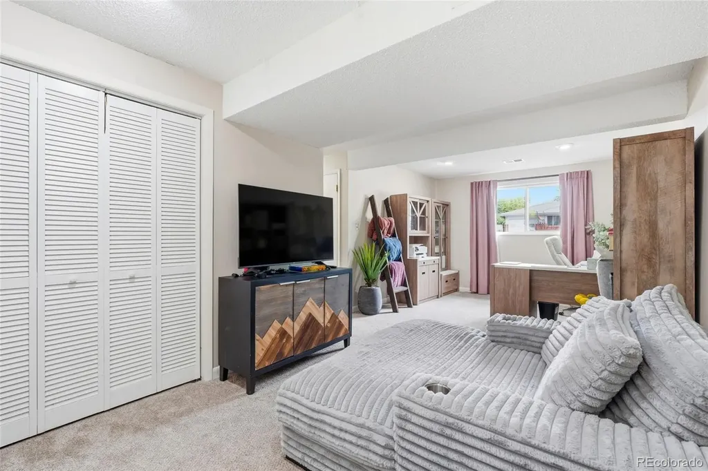 118 S 6th Street La Salle CO 80645