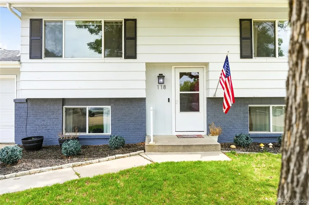 118 S 6th Street La Salle CO 80645