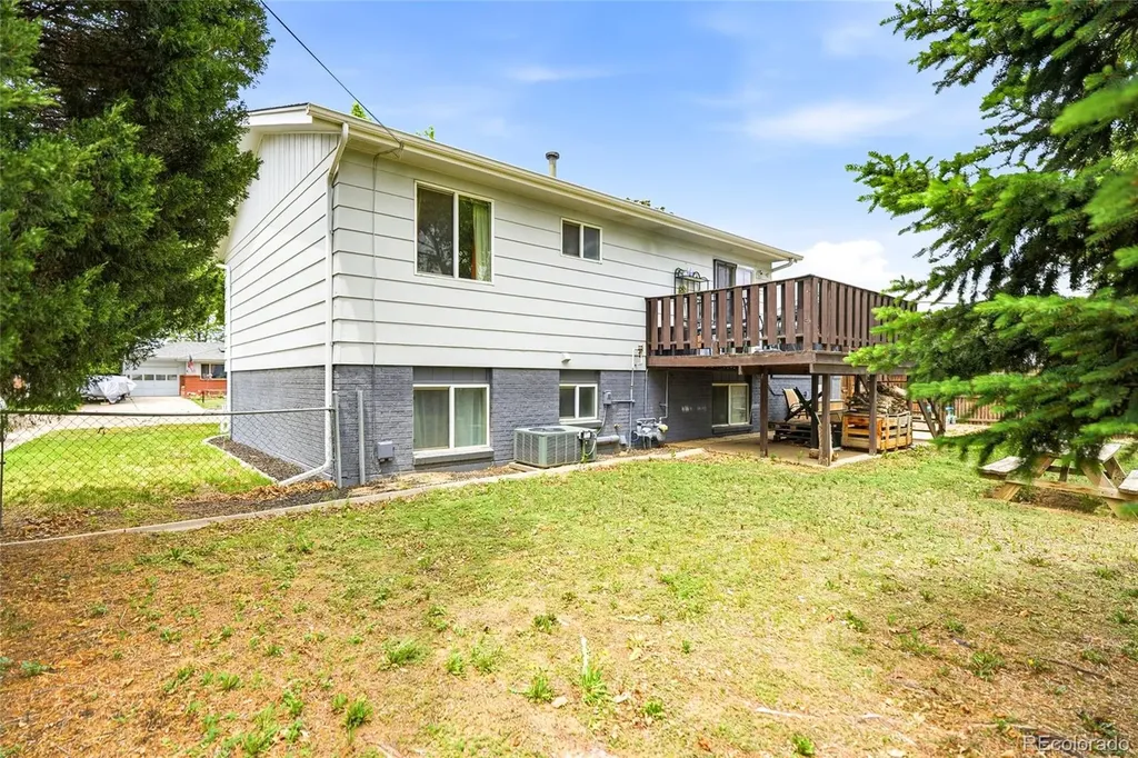118 S 6th Street La Salle CO 80645