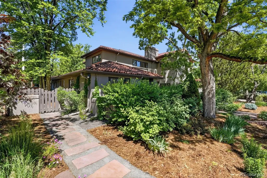 137 Dahlia Street Denver CO 80220