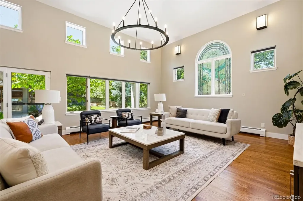 137 Dahlia Street Denver CO 80220