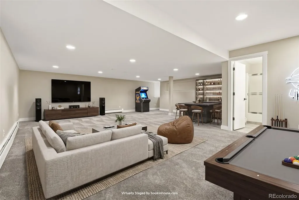 137 Dahlia Street Denver CO 80220