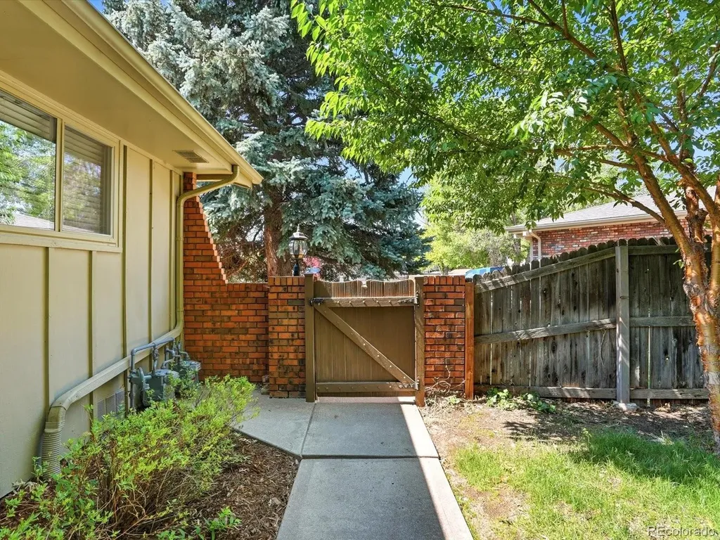 7865 W 80th Circle Arvada CO 80005