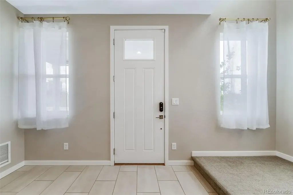 1000 Southurst Lane Littleton CO 80129