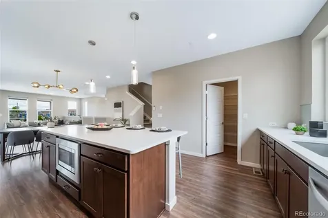 1000 Southurst Lane Littleton CO 80129