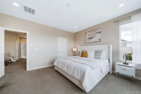 1000 Southurst Lane Littleton CO 80129