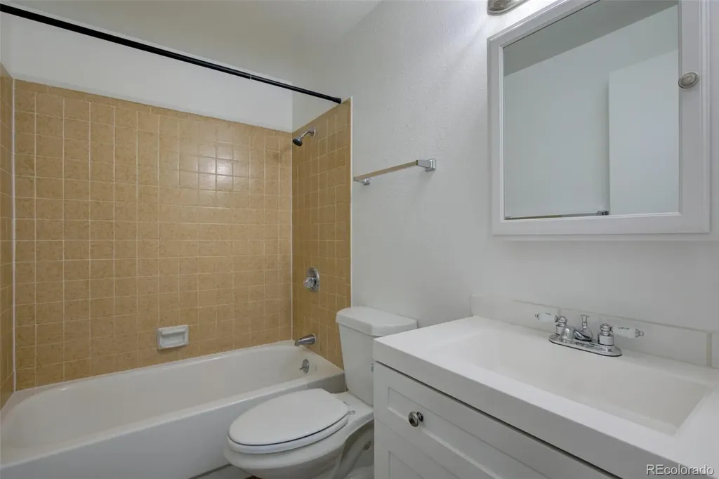 1331 Merl Place Longmont CO 80501