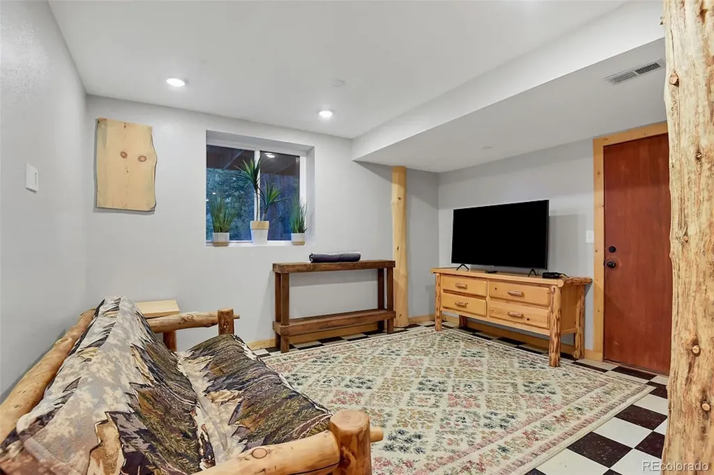 169 Lake Road Idaho Springs CO 80452