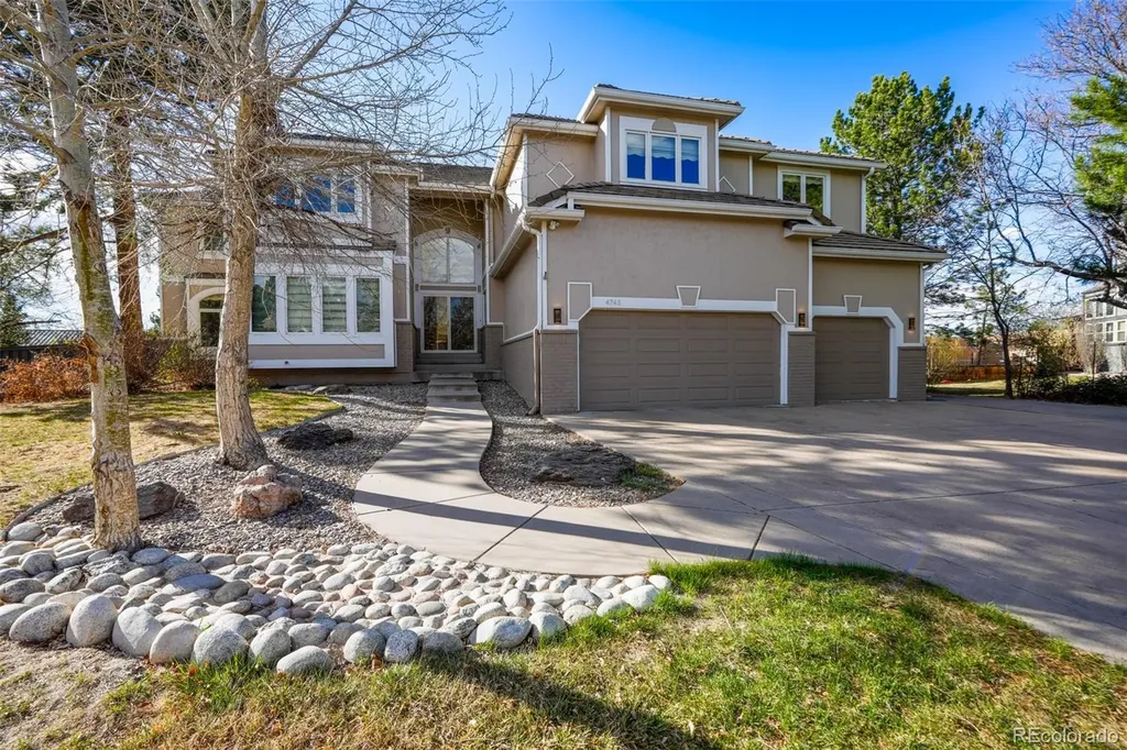4745 S Helena Way Aurora CO 80015