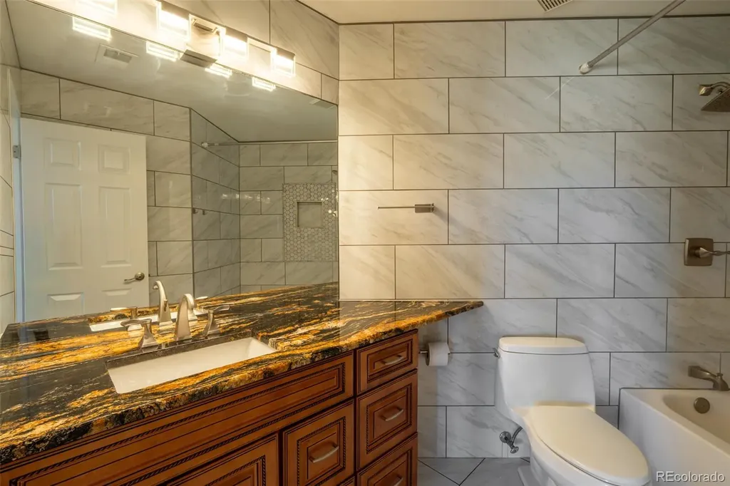 4745 S Helena Way Aurora CO 80015
