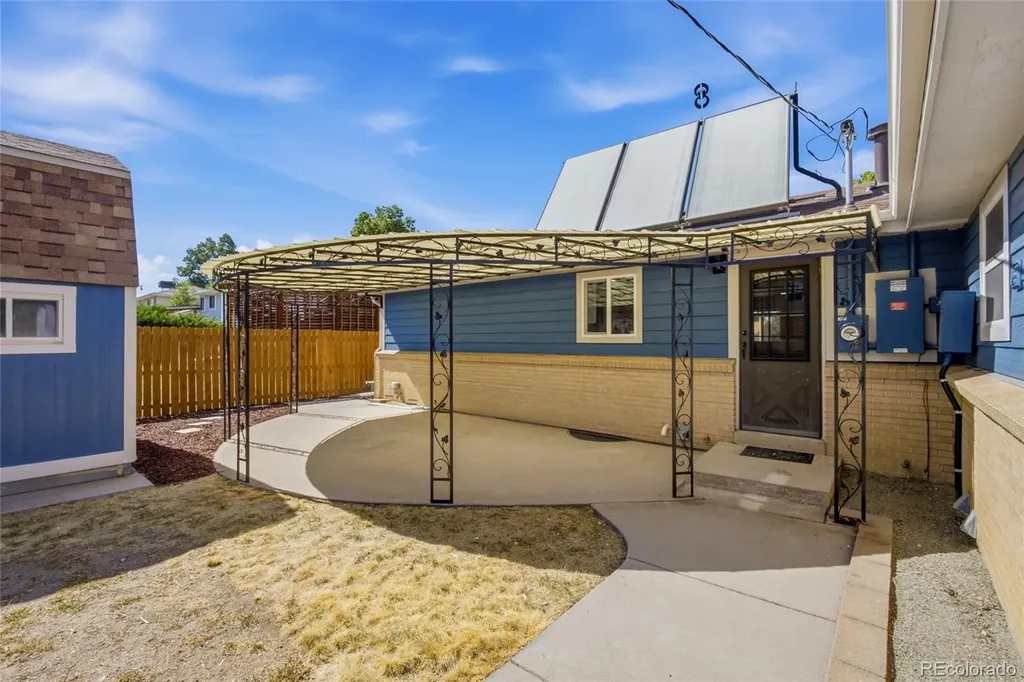 7400 W Bails Avenue Lakewood CO 80232