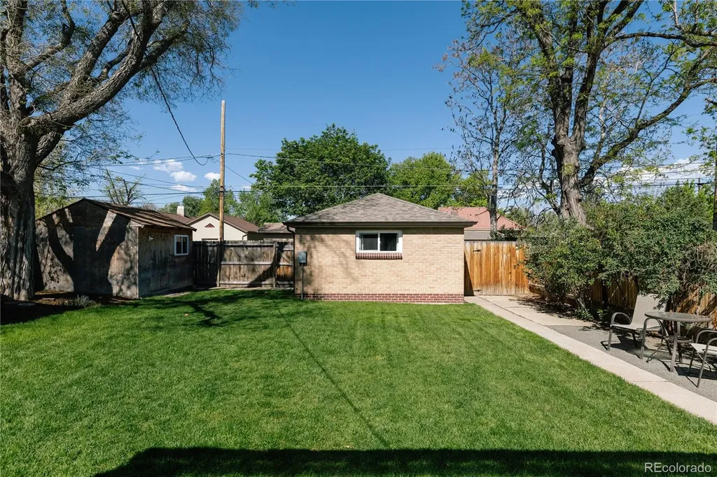 725 S Alcott Street Denver CO 80219