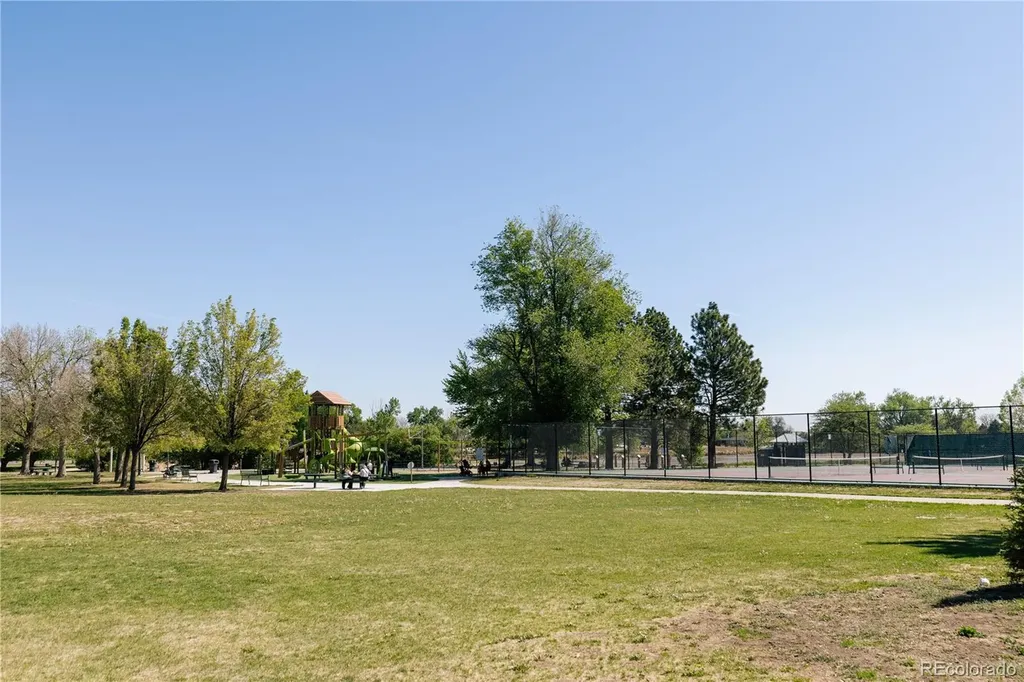725 S Alcott Street Denver CO 80219