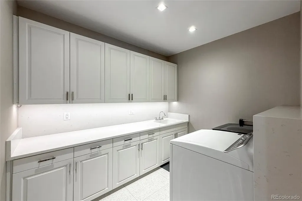 279 Madison Street Denver CO 80206