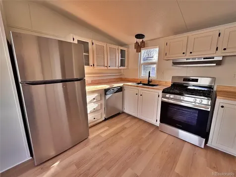 1095 Western Drive Colorado Springs CO 80915