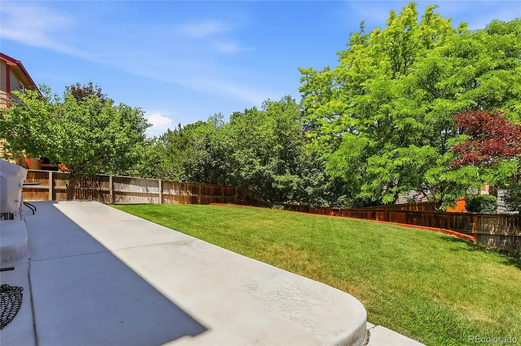 6791 Tiger Walk Lone Tree CO 80124
