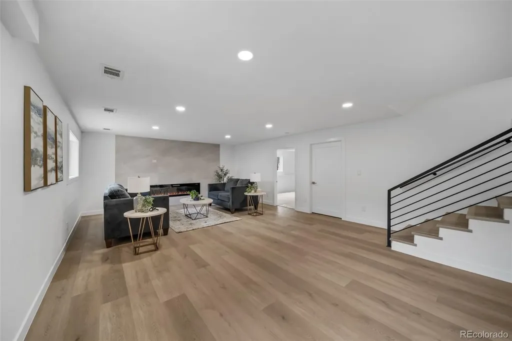 4992 S Xenia Street Denver CO 80237