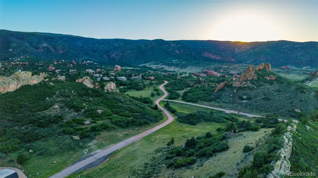 5814 Country Club Drive Larkspur CO 80118
