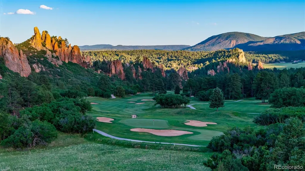 5814 Country Club Drive Larkspur CO 80118