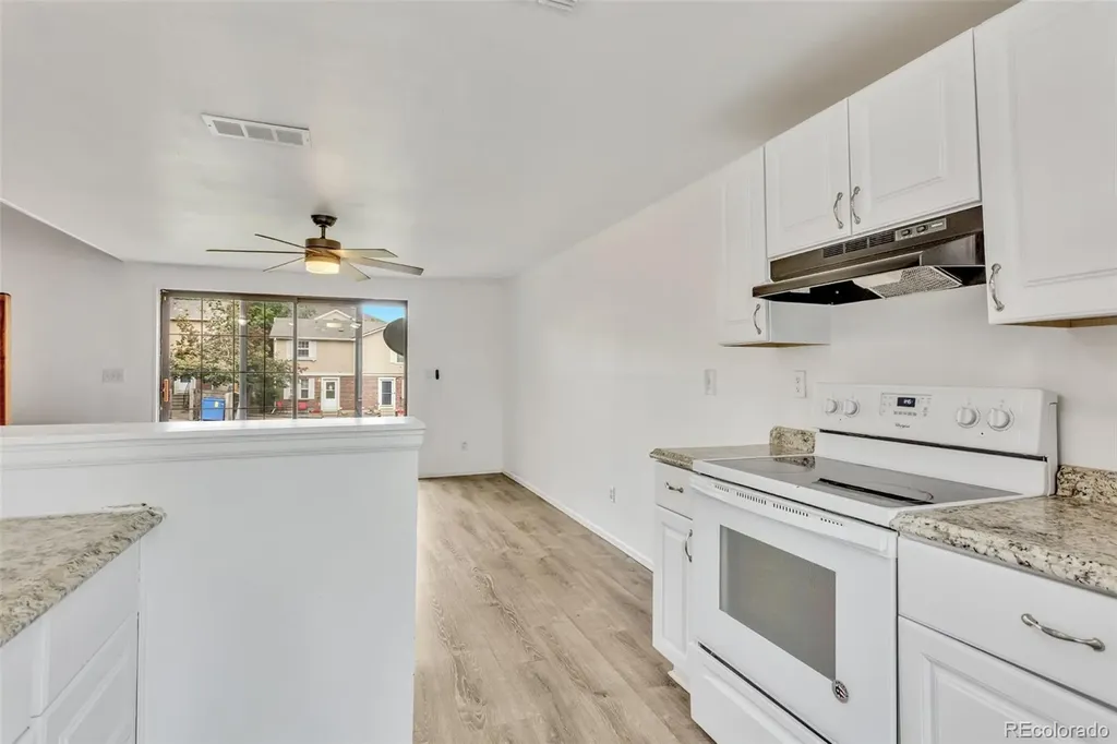 1514 S Ouray Circle Aurora CO 80017