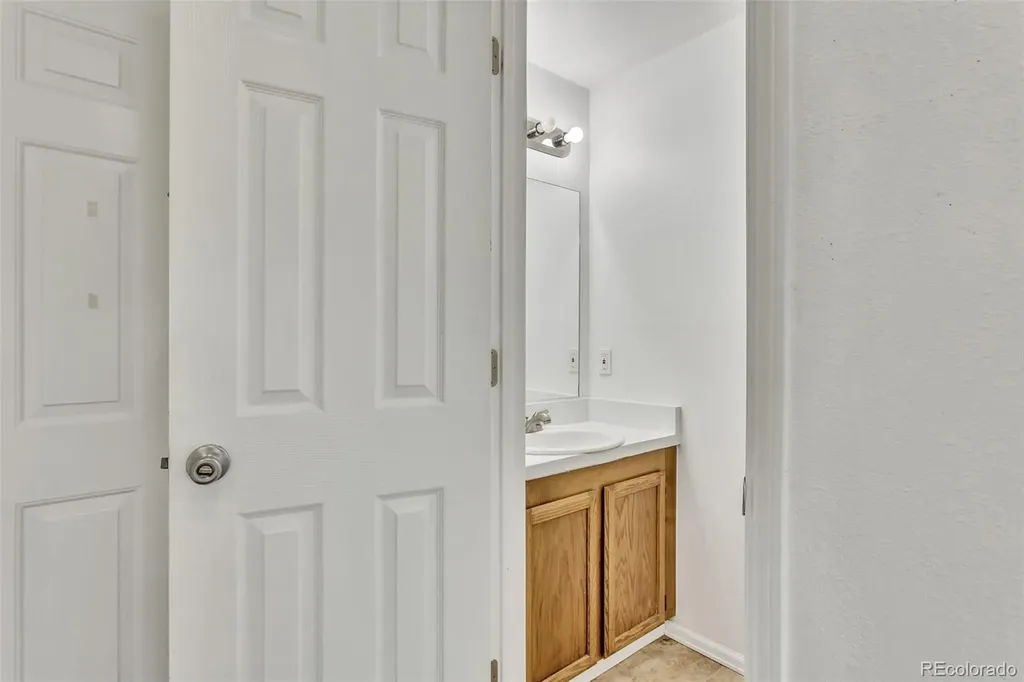 1514 S Ouray Circle Aurora CO 80017