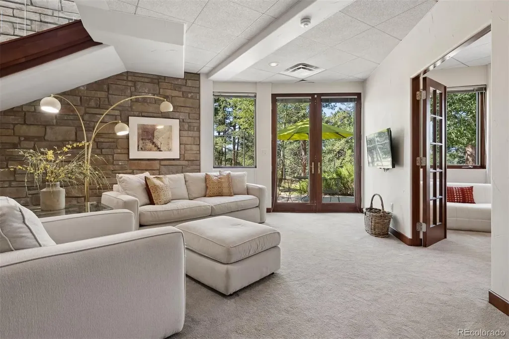 26348 Columbine Glen Trail Golden CO 80401