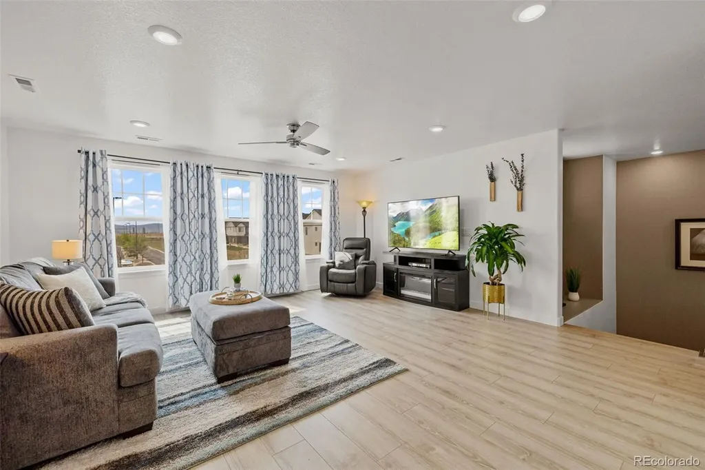 19615 W 94th Avenue Arvada CO 80007