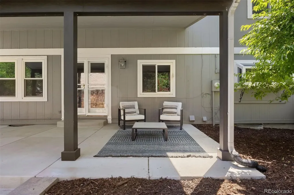 3085 E Hinsdale Avenue Centennial CO 80122