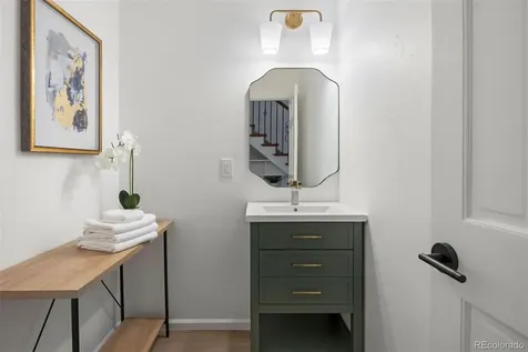 3085 E Hinsdale Avenue Centennial CO 80122