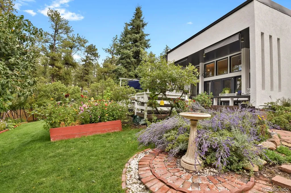 4693 Cheyenne Drive Larkspur CO 80118