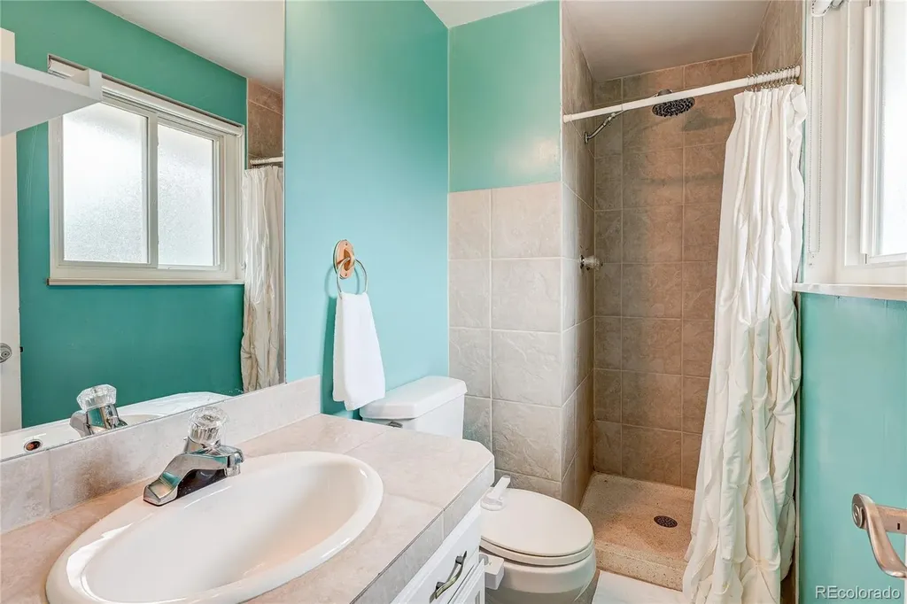 8186 E Girard Avenue Denver CO 80231