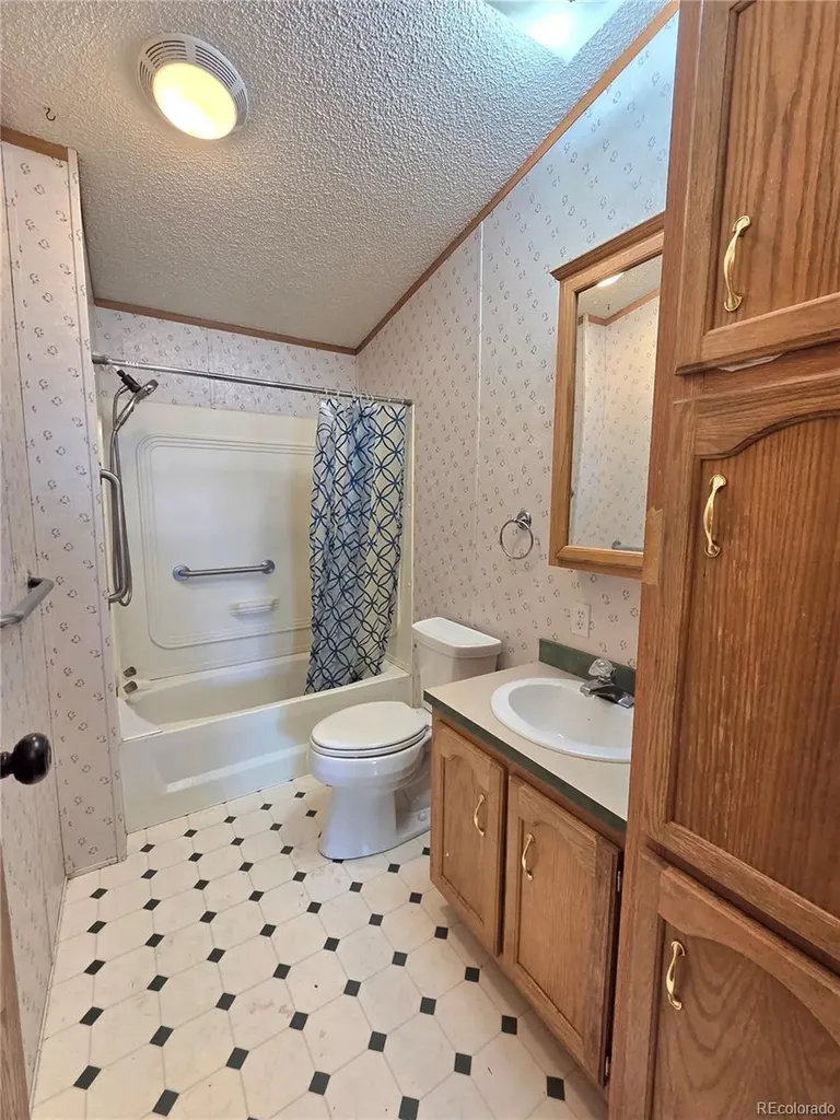 251 Marble Circle Golden CO 80401