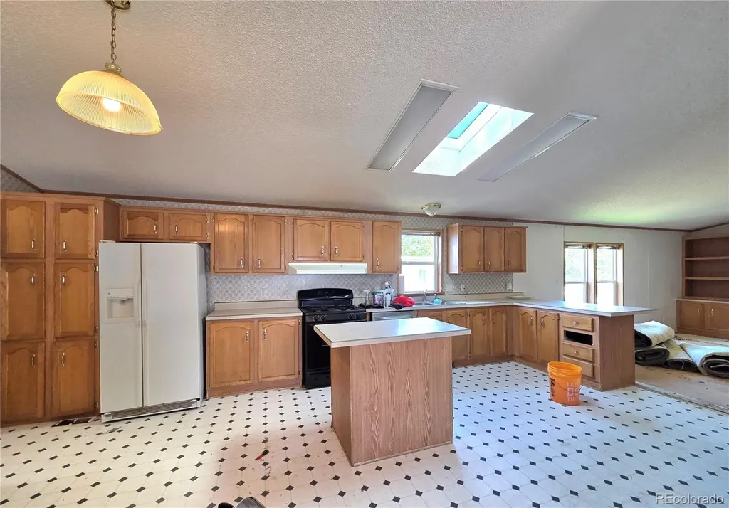 251 Marble Circle Golden CO 80401