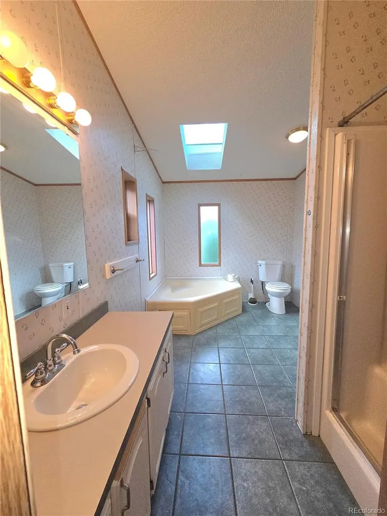 251 Marble Circle Golden CO 80401