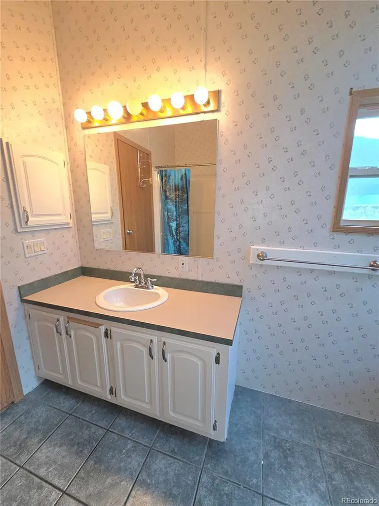 251 Marble Circle Golden CO 80401