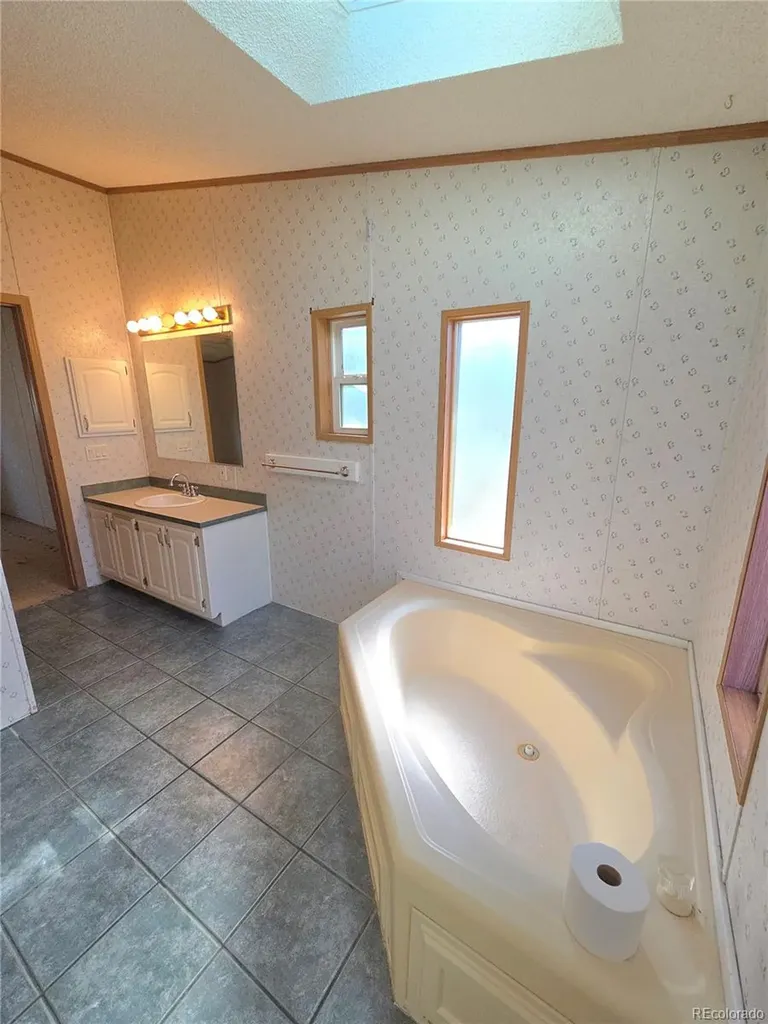251 Marble Circle Golden CO 80401