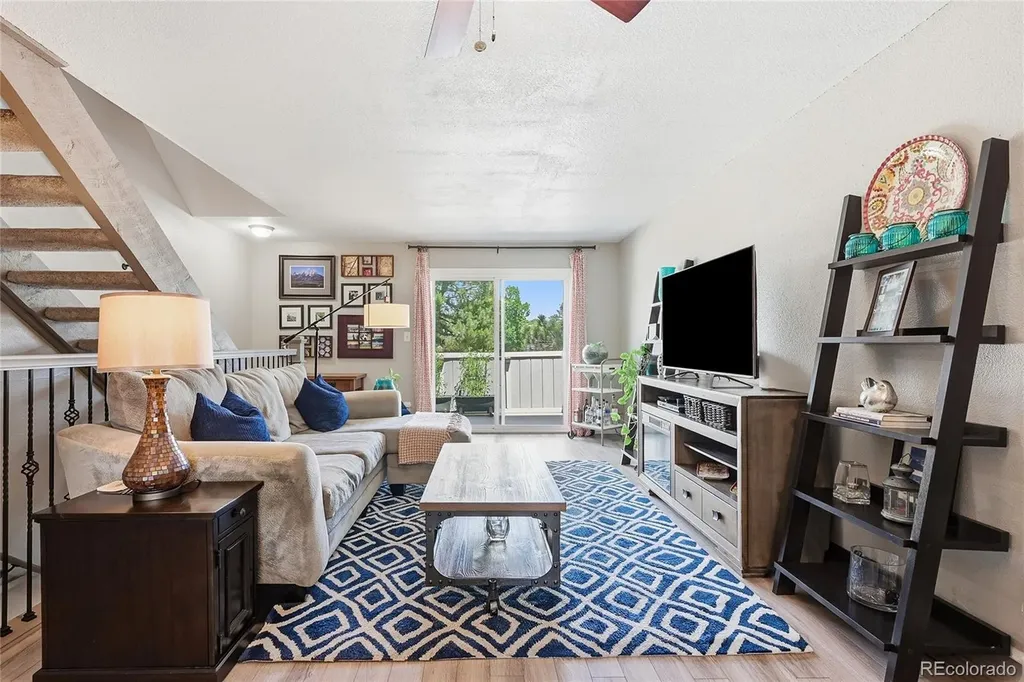 6916 S Broadway Littleton CO 80122