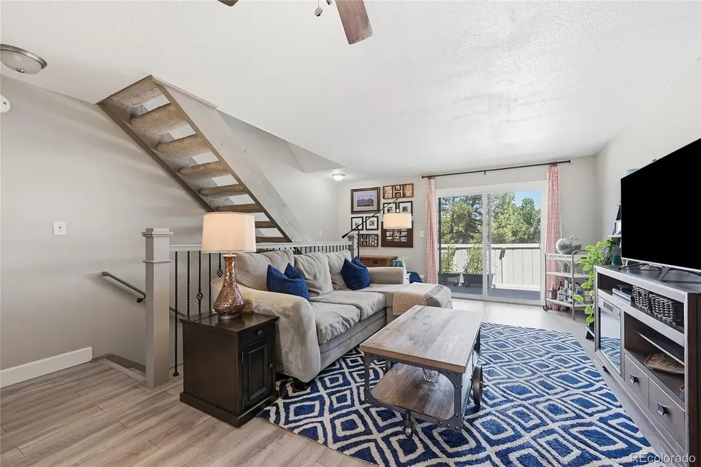 6916 S Broadway Littleton CO 80122