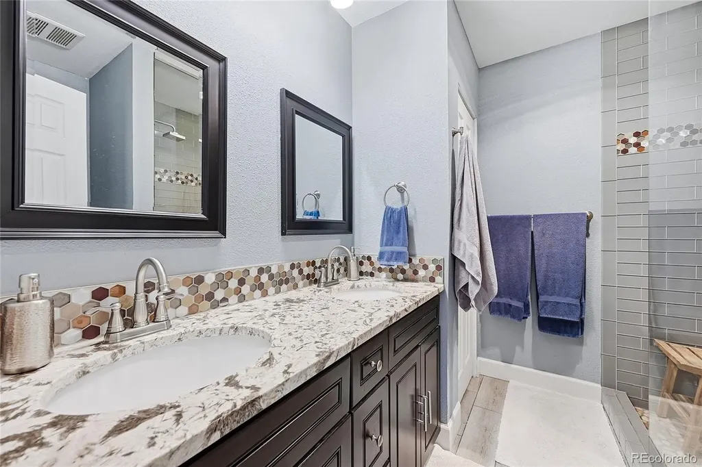 6916 S Broadway Littleton CO 80122
