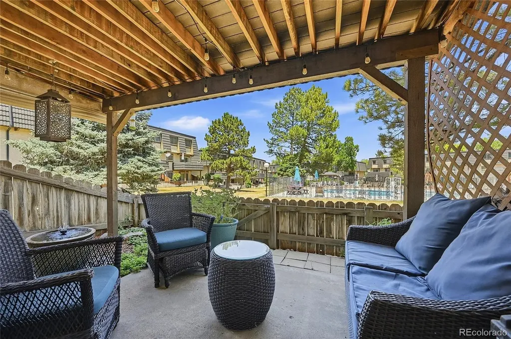 6916 S Broadway Littleton CO 80122